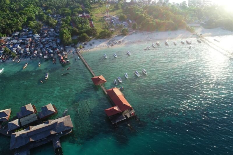 Mabul Island Beach Resort Package - Sipadan Island Package - Mabul Island Sabah Malaysia - Pulau Mabul Sabah Malaysia